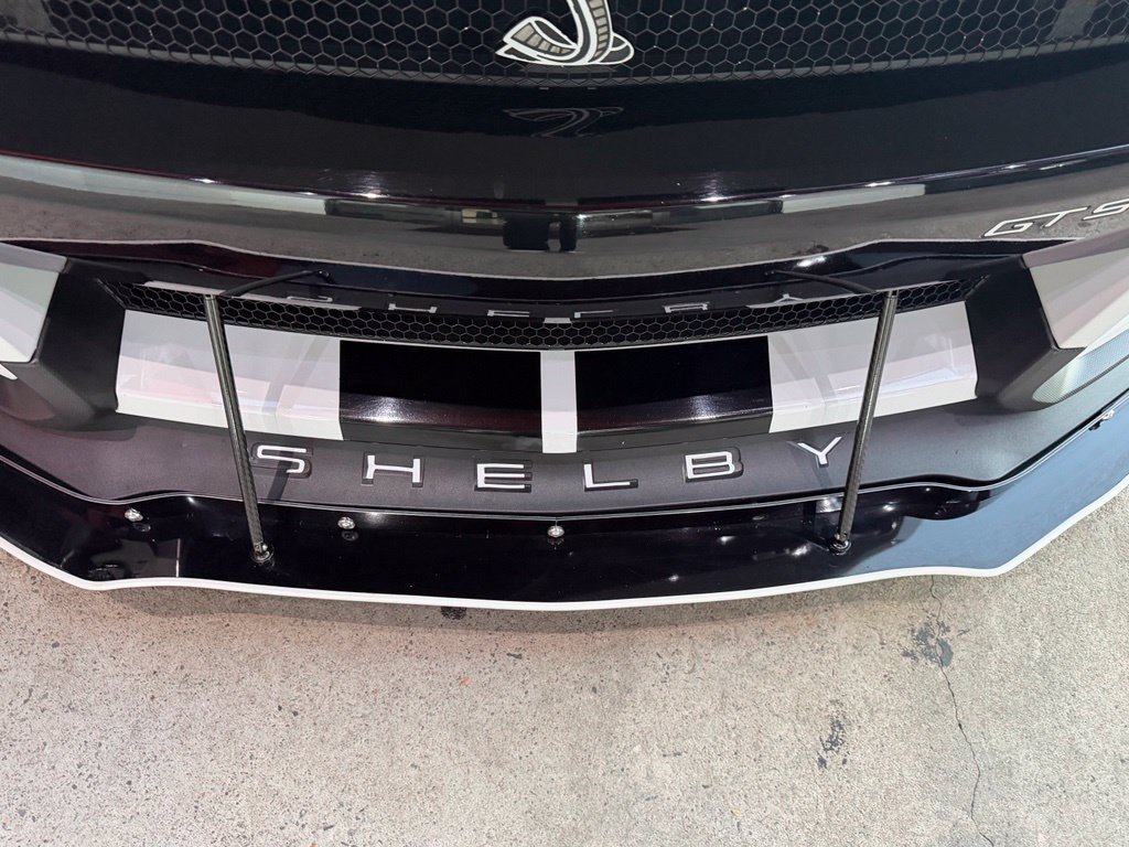 Used 2021 Ford Mustang Shelby GT500 w/ Technology Package RWD image 5