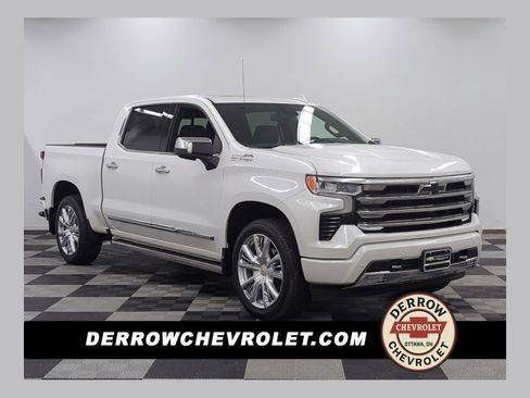 Used 2025 Chevrolet Silverado 1500 High Country w/ High Country Premium Package AWD/4WD image 1