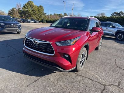 Used 2025 Toyota Highlander XLE