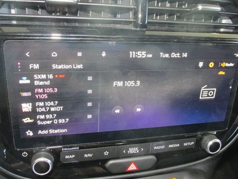 Used 2025 Kia Soul EX image 21
