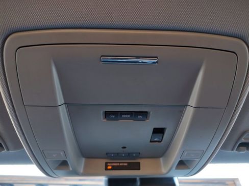 Used 2017 GMC Sierra 1500 Denali image 6