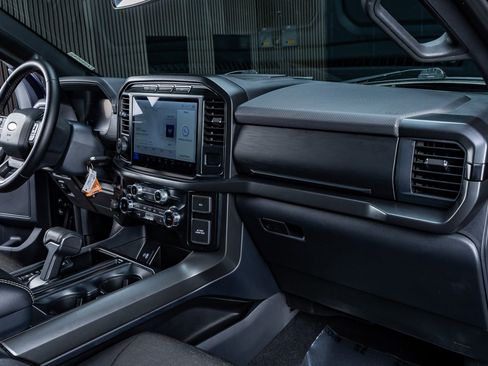 Used 2024 Ford F150 XLT w/ XLT Black Appearance Package image 18