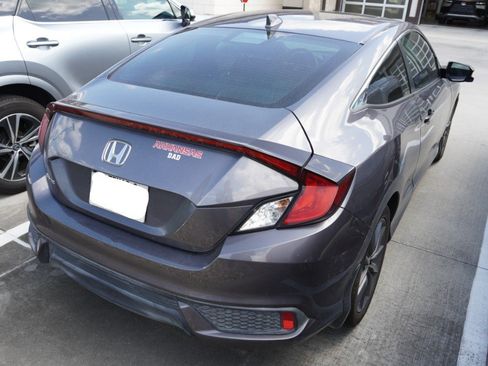 Used 2019 Honda Civic EX image 5