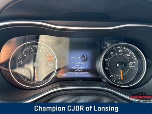 Used 2020 Jeep Cherokee Limited image 25