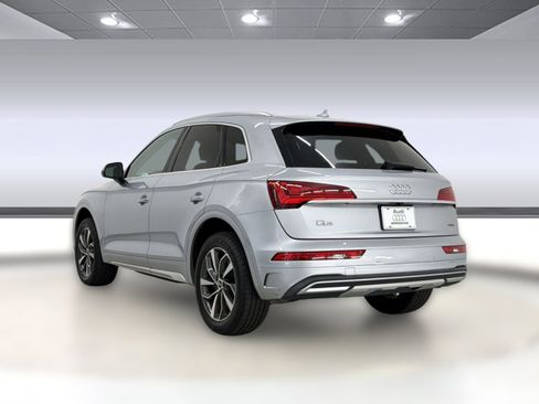 Used 2021 Audi Q5 2.0T Premium Plus w/ Premium Plus Package AWD/4WD image 3