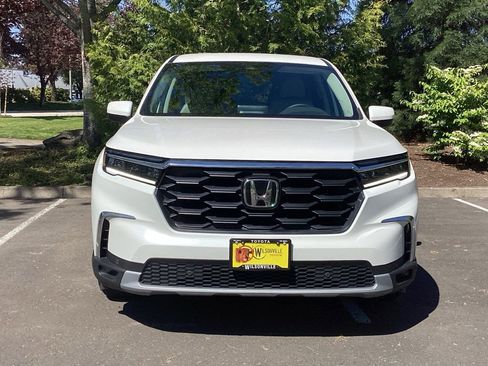Used 2025 Honda Pilot EX-L image 19