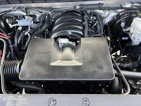 Used 2018 Chevrolet Silverado 1500 W/T RWD image 6