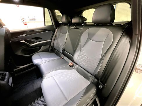 New 2026 Volkswagen Tiguan SE R-Line AWD/4WD image 12