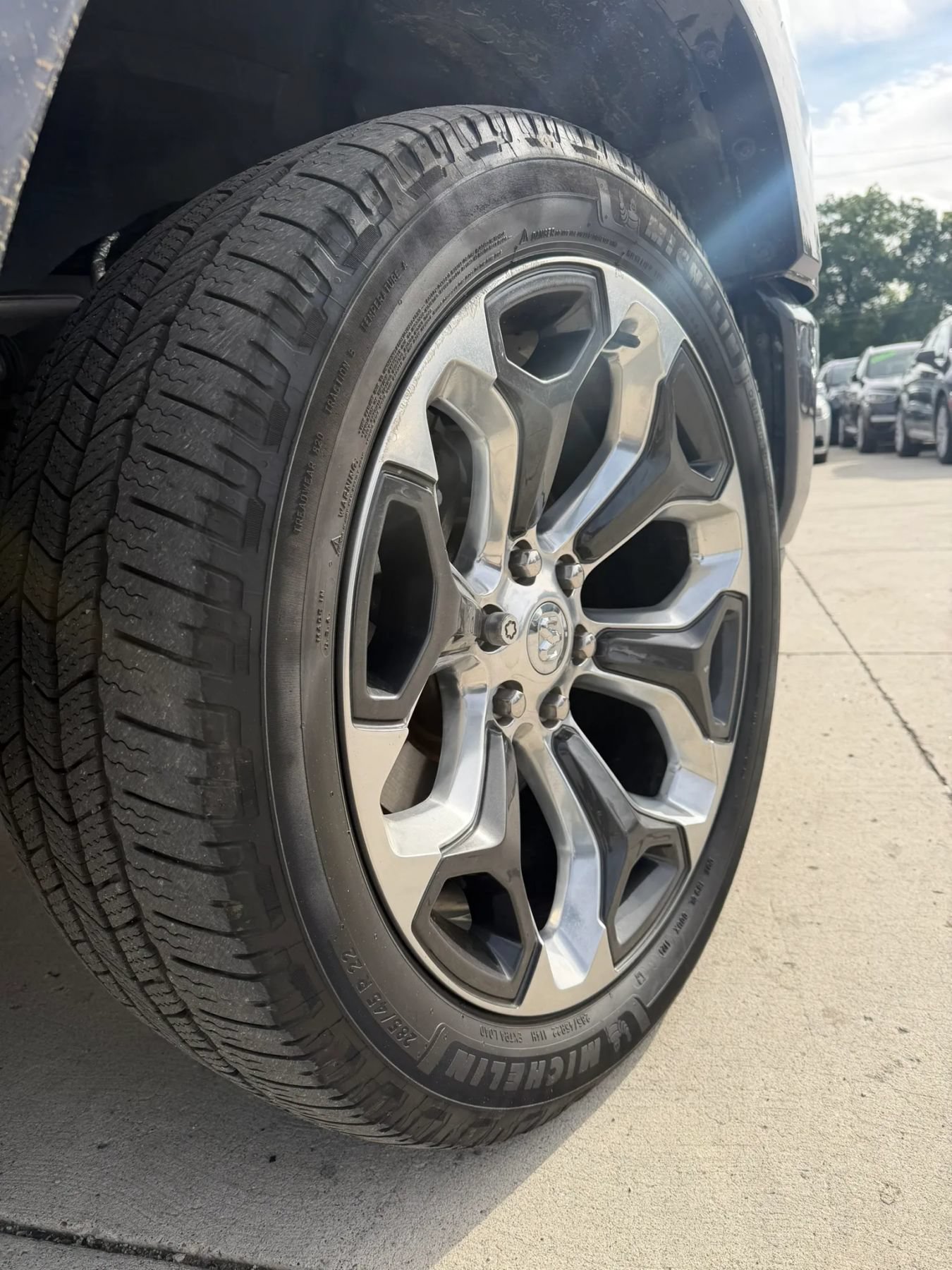 Used 2021 RAM 1500 Limited AWD/4WD image 10