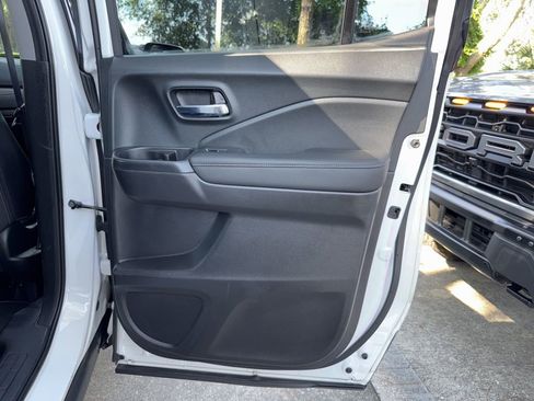 Used 2023 Honda Ridgeline RTL-E image 31