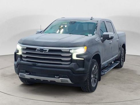 Used 2024 Chevrolet Silverado 1500 High Country w/ Z71 Off-Road Package AWD/4WD image 1