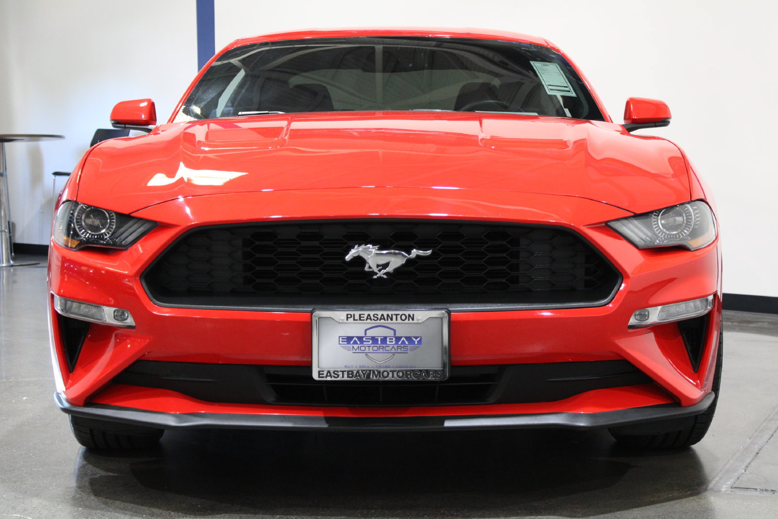 Used 2020 Ford Mustang Premium RWD image 4