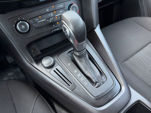 Used 2017 Ford Focus S FWD image 27