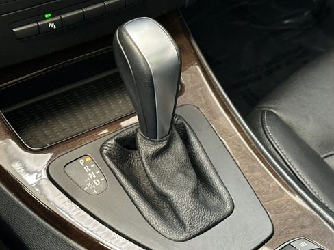 Used 2011 BMW 335d Sedan image 17