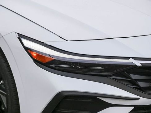 New 2026 Hyundai Elantra Sport FWD image 5