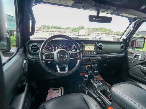 Used 2019 Jeep Wrangler Unlimited Rubicon AWD/4WD image 15