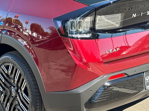 New 2026 Nissan Leaf Platinum+ w/ Cargo Package (Platinum+) image 7