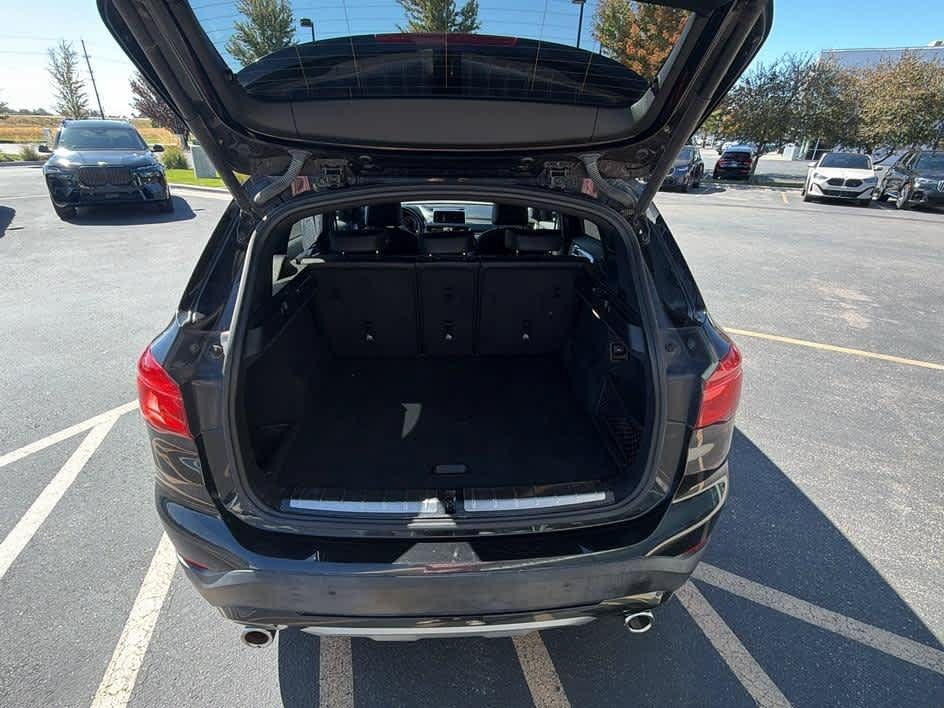Used 2021 BMW X1 xDrive28i AWD/4WD image 9