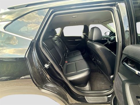 Used 2024 Kia Seltos SX image 28