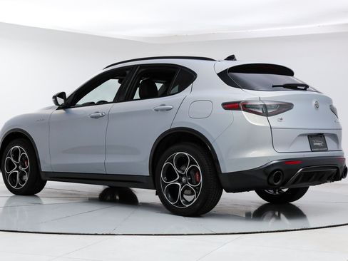 New 2026 Alfa Romeo Stelvio Sprint w/ Convenience Package AWD/4WD image 3