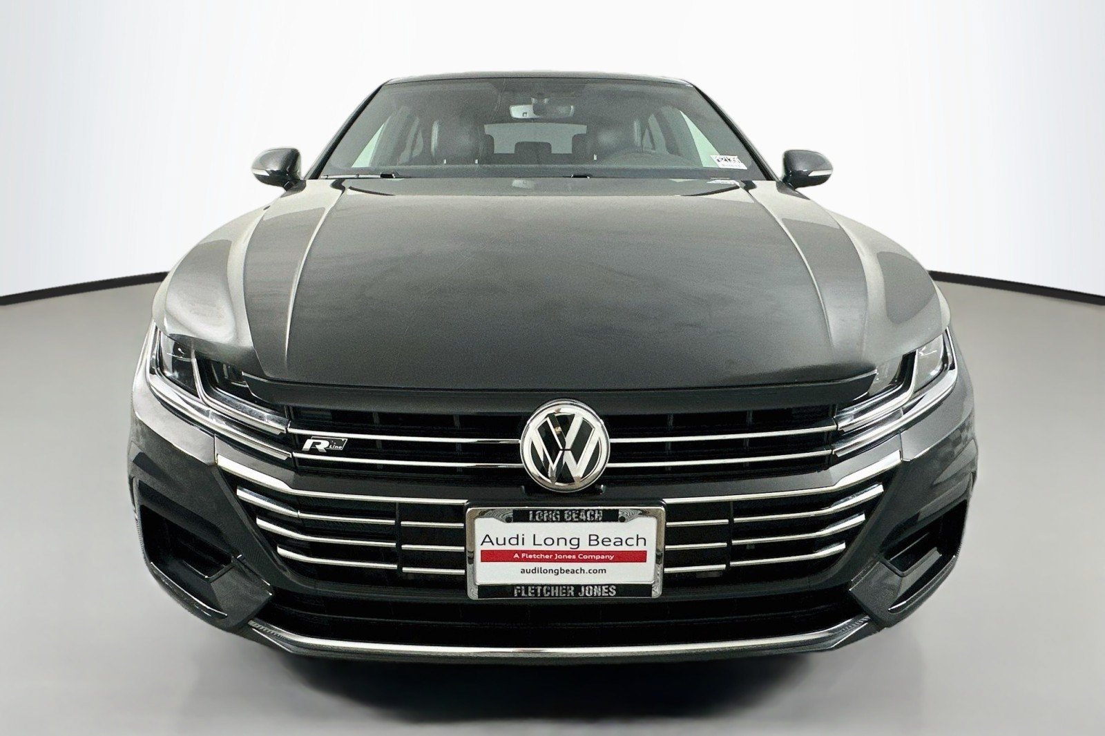 Used 2020 Volkswagen Arteon SEL FWD image 2
