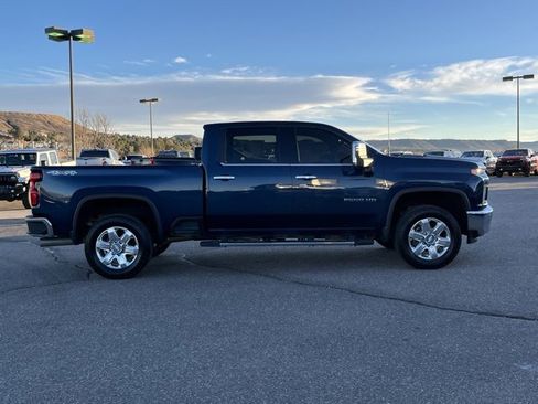 Used 2020 Chevrolet Silverado 2500 LTZ w/ LTZ Premium Package image 6