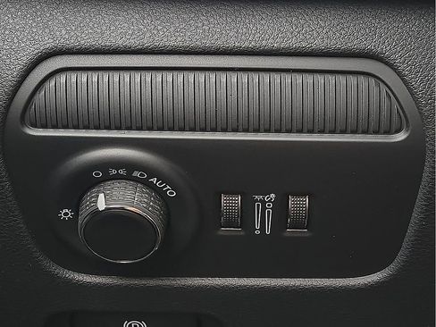 New 2026 Jeep Grand Wagoneer 4WD image 17
