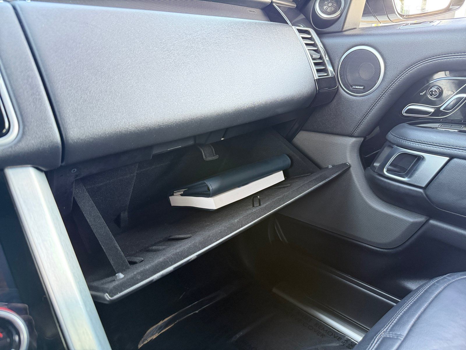 Used 2019 Land Rover Range Rover AWD/4WD image 19