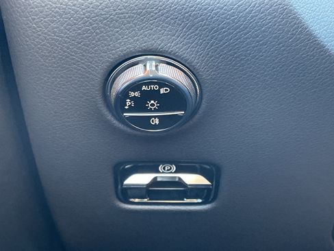 New 2026 Mercedes-Benz GLC 300 4MATIC image 23