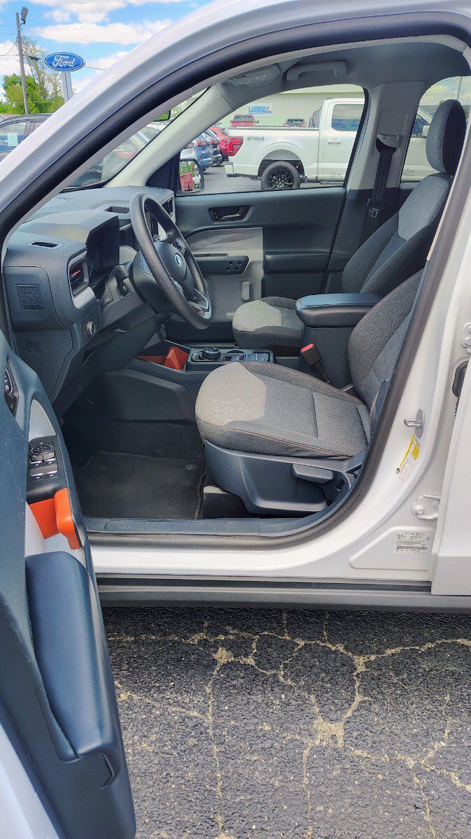 Used 2022 Ford Maverick XLT FWD image 13