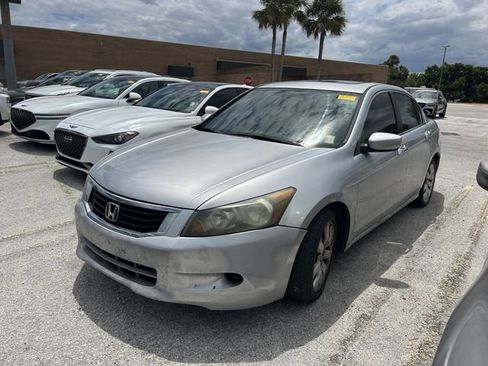 Used 2009 Honda Accord LX-P image 4