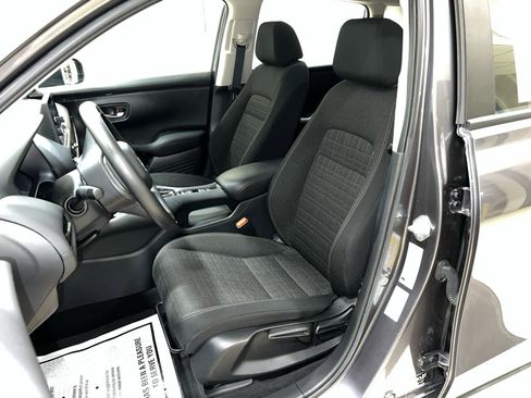 Used 2023 Honda HR-V LX image 18