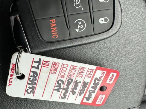 New 2026 Jeep Compass Limited image 32