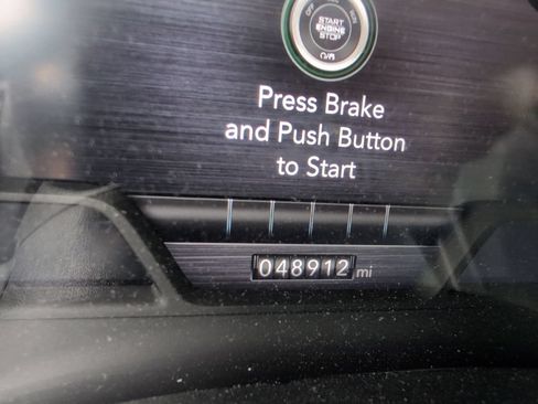 Used 2023 RAM 1500 Laramie AWD/4WD image 6