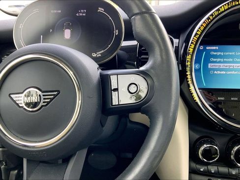 Certified 2022 MINI Cooper SE image 20