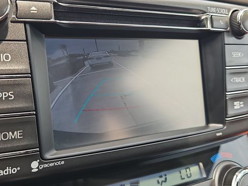 Used 2015 Toyota RAV4 Limited w/ Technology Package FWD image 25