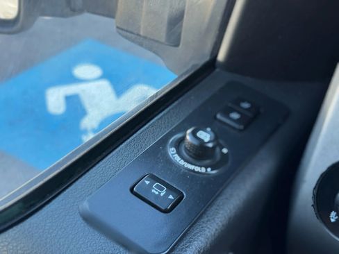 Used 2015 Ford F350 Lariat w/ Lariat Ultimate Package image 32