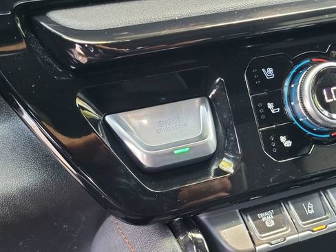 Used 2025 GMC Sierra 2500 AT4 AWD/4WD image 27