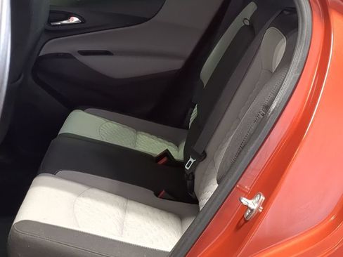 Used 2020 Chevrolet Equinox LS FWD image 23