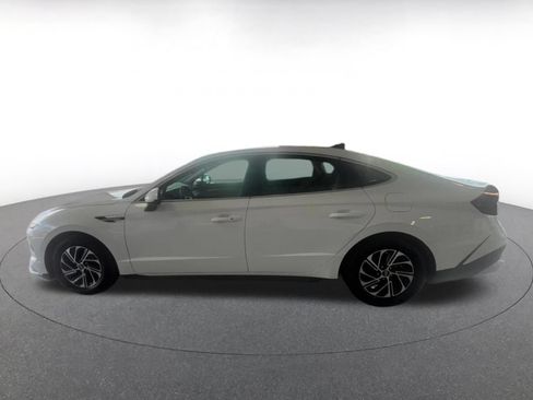 Used 2026 Hyundai Sonata Blue FWD image 8