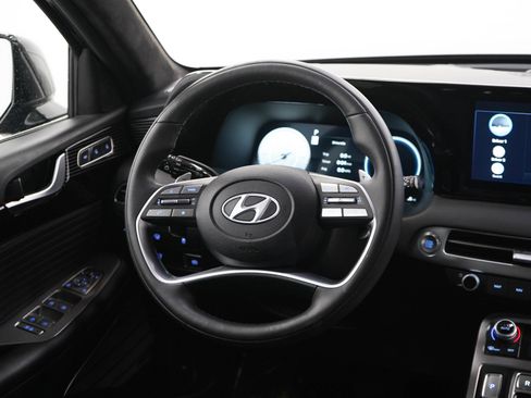 Used 2025 Hyundai Palisade Calligraphy AWD/4WD image 15