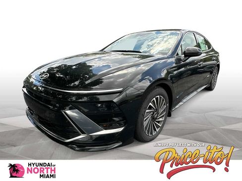 Used 2025 Hyundai Sonata SEL FWD image 1
