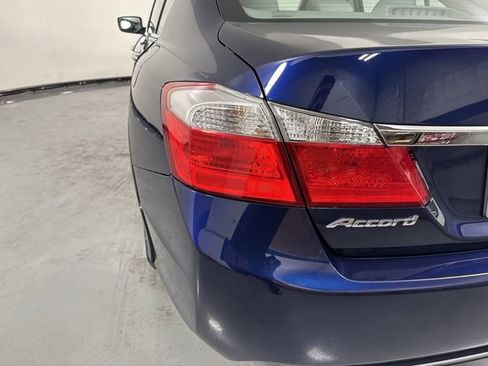 Used 2015 Honda Accord LX image 29