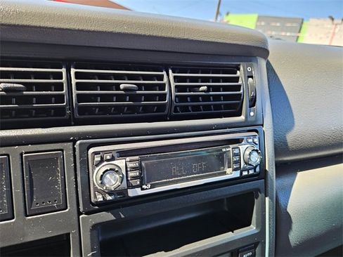 Used 2002 Volkswagen Eurovan GLS image 20