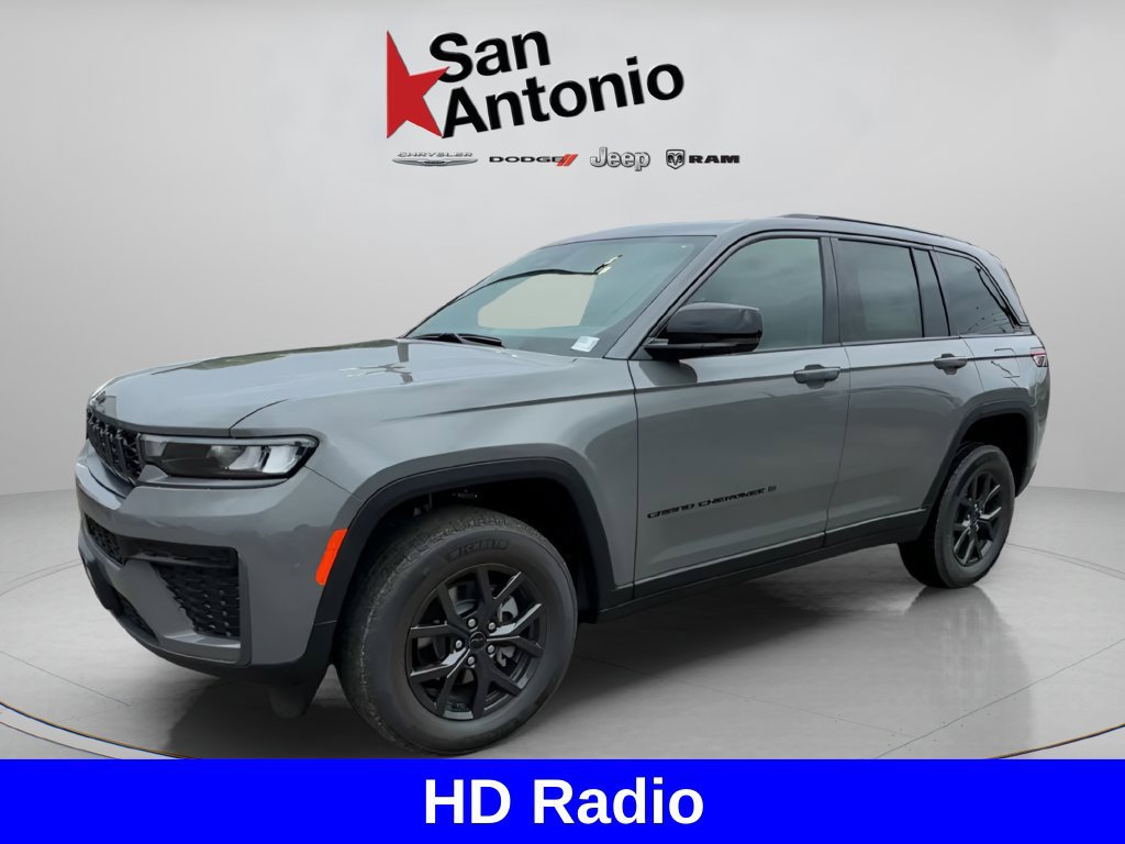 New 2027 Jeep Grand Cherokee Altitude RWD image 7