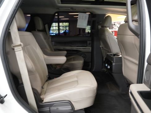 Used 2021 Ford Expedition Limited AWD/4WD image 36
