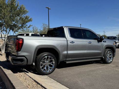 Used 2021 GMC Sierra 1500 Denali w/ Denali Ultimate Package image 3