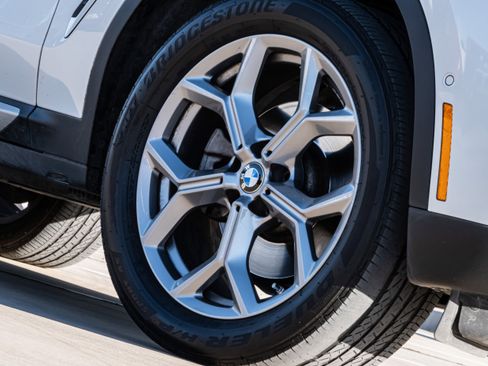 Certified 2024 BMW X3 sDrive30i w/ Premium Package image 9