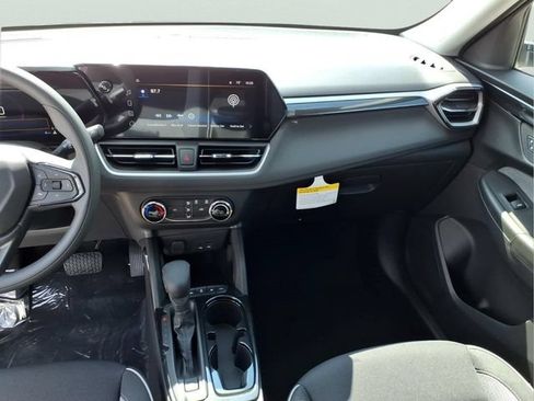 New 2026 Chevrolet TrailBlazer LS w/ LS Convenience Package AWD/4WD image 14
