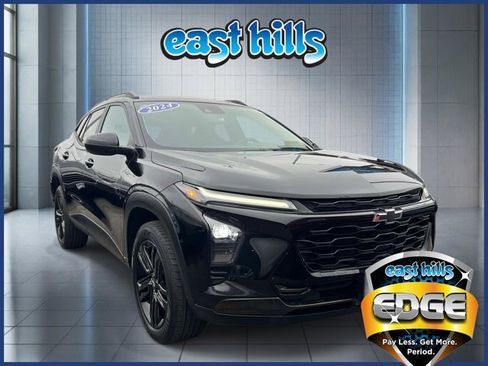 Certified 2024 Chevrolet Trax ACTIV FWD image 1